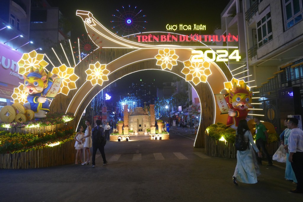 Bến Bình Đông Quận 8 - Không gian sống mang hơi thở sông nước Bến Bình Đông Quận 8 - Không gian sống mang hơi thở sông nước
